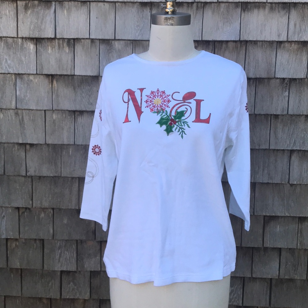 NWOT Christmas T-shirt